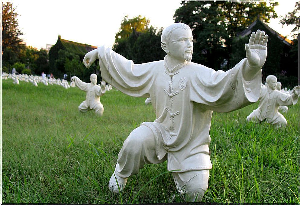 statue representing Tai-Chi