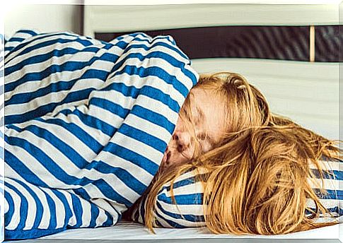 Sleeping a lot: 5 health consequences