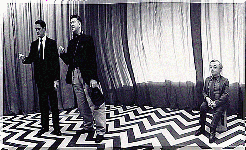 Lynch filming Twin Peaks to represent how to enhance your creativity according to David Lynch